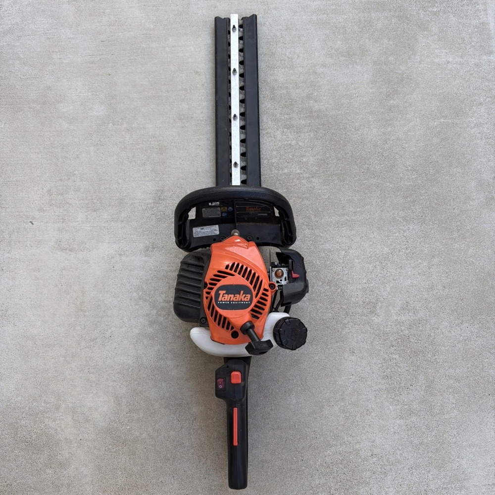 Tanaka 20" Gas Chainsaw 2-Cycle Fuel Powered Rear Handle Tree Saw Tested